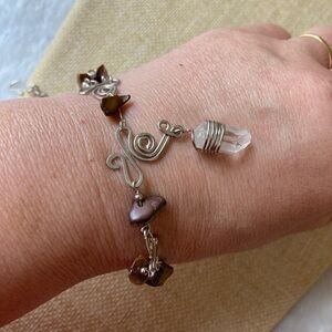 Handcrafted Bracelet with‎ Wired Natural Stones